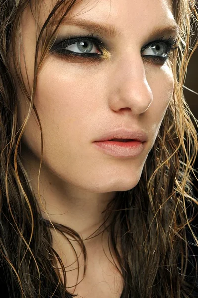 Look 5
